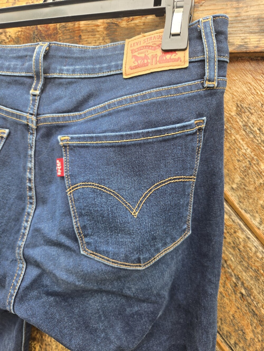 Levi's 711 Skinny Stretch Jeans - Picture 5 of 10